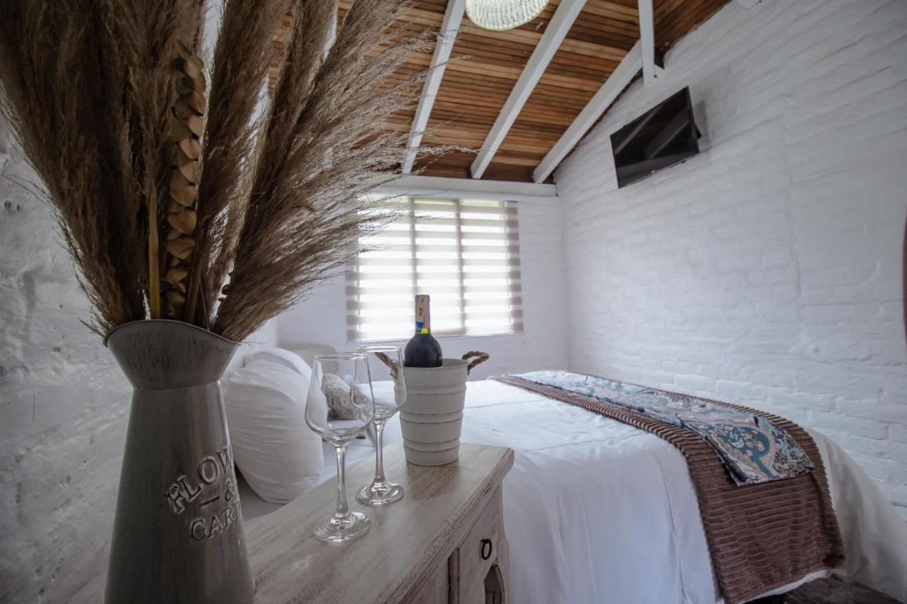Bed and Breakfast Rustic Quinta La Aurora Баньйос Екстер'єр фото
