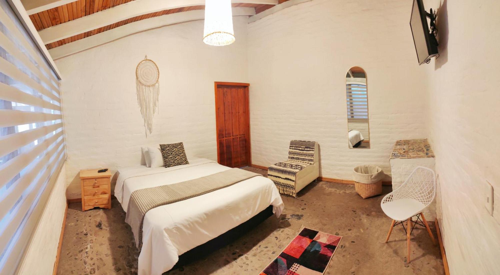 Bed and Breakfast Rustic Quinta La Aurora Баньйос Екстер'єр фото