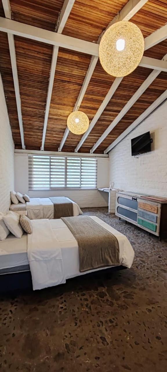 Bed and Breakfast Rustic Quinta La Aurora Баньйос Екстер'єр фото